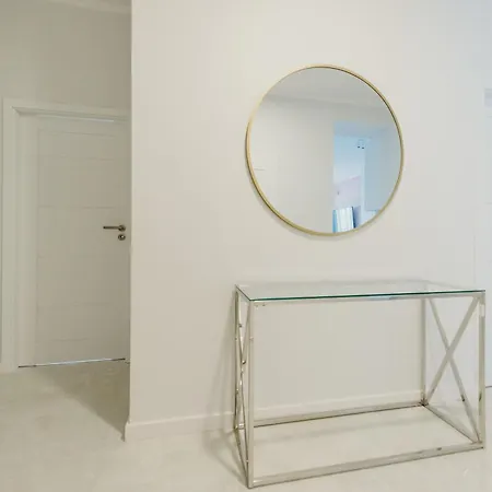 3 Bedrooms Premium Bella Rosa For 8 Guests With Ac And Underground Parking * Rzeszow