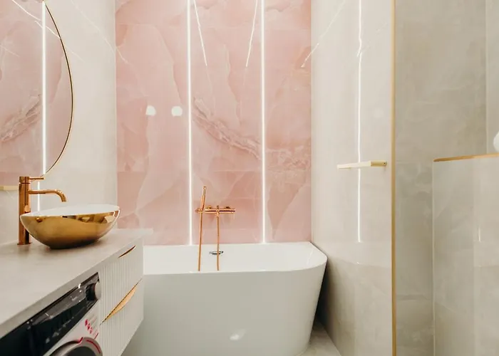 3 Bedrooms Premium Bella Rosa For 8 Guests With Ac And Underground Parking Apartman Rzeszów